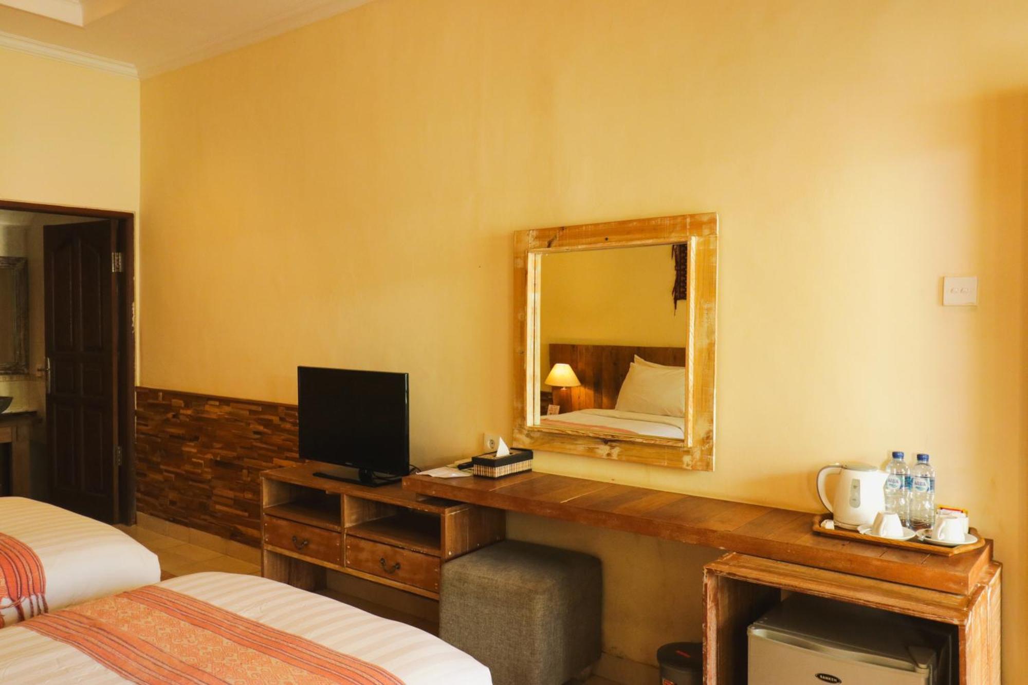 Mina Pelasa Hotel Legian Buitenkant foto