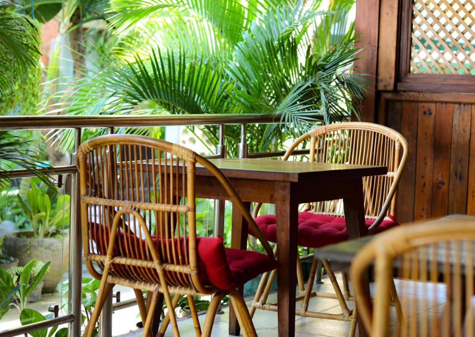 Mina Pelasa Hotel Legian Buitenkant foto