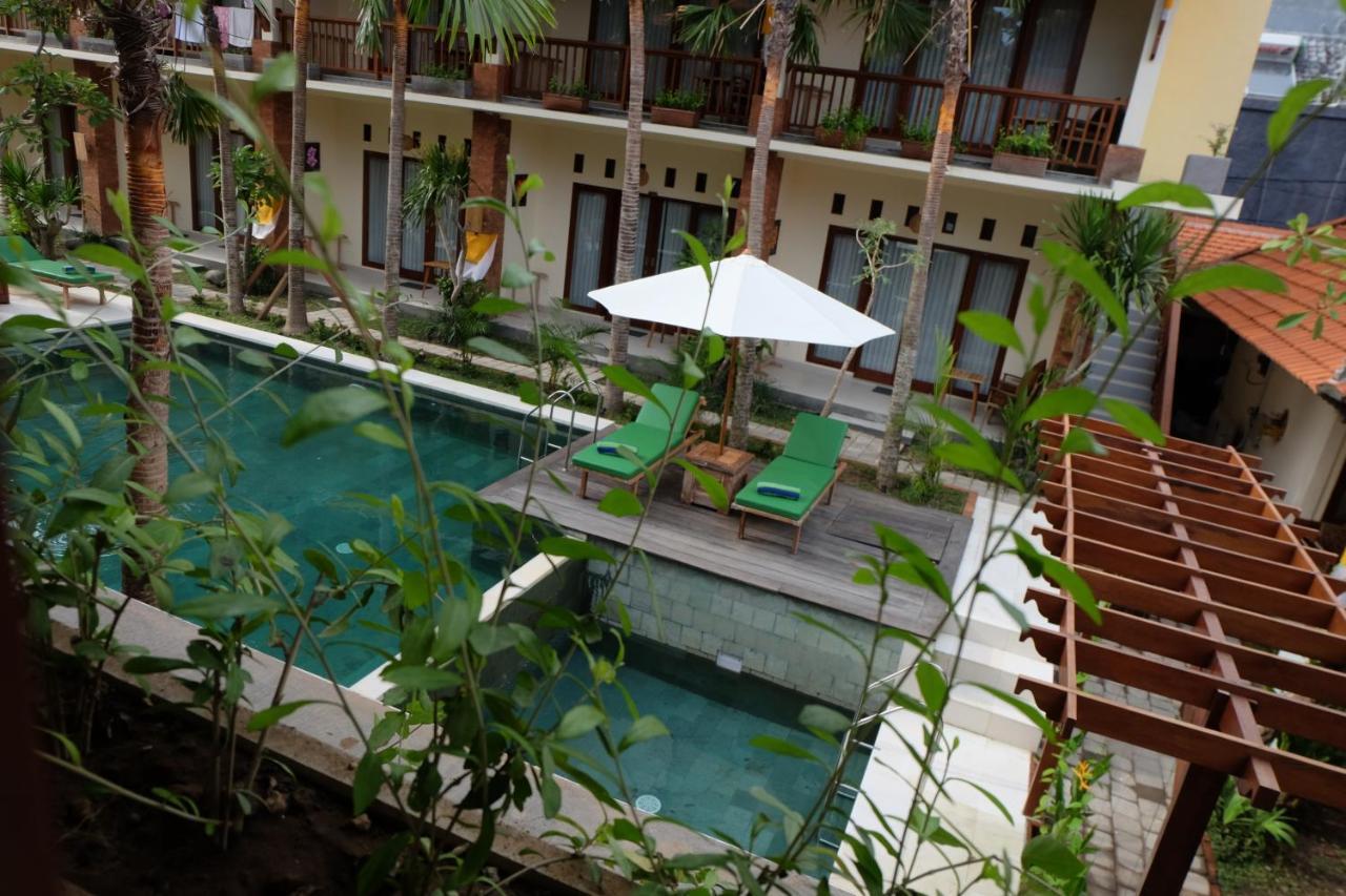 Mina Pelasa Hotel Legian Buitenkant foto